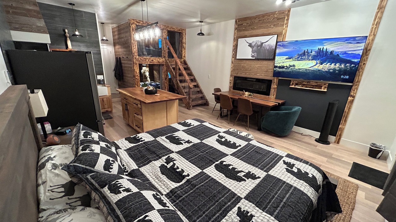 Photo of Bedroom in Zephyr Cove