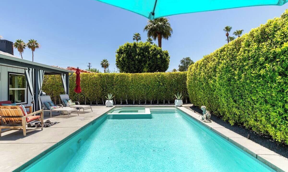 Photo of Outdoor in Warm Sands