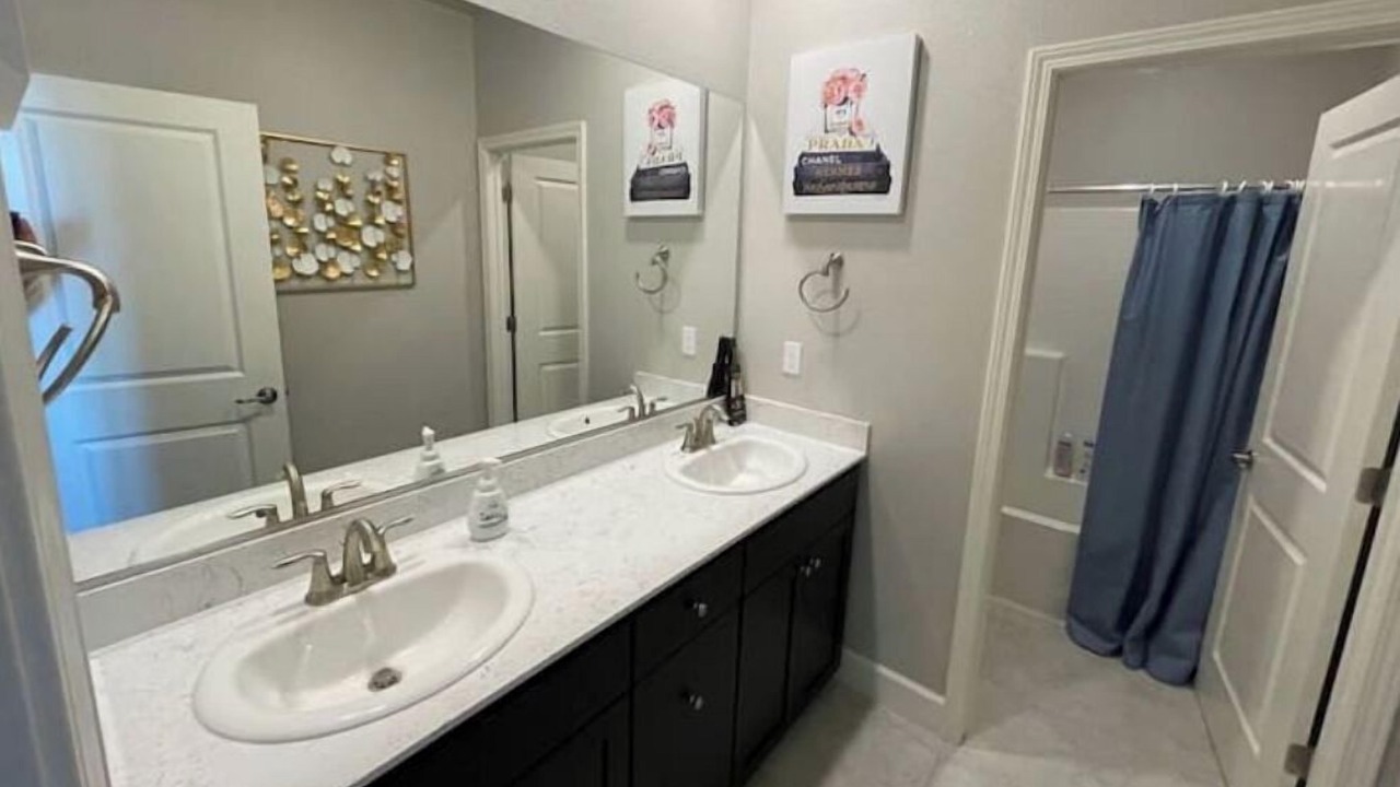 Photo of Bathroom in Sparks