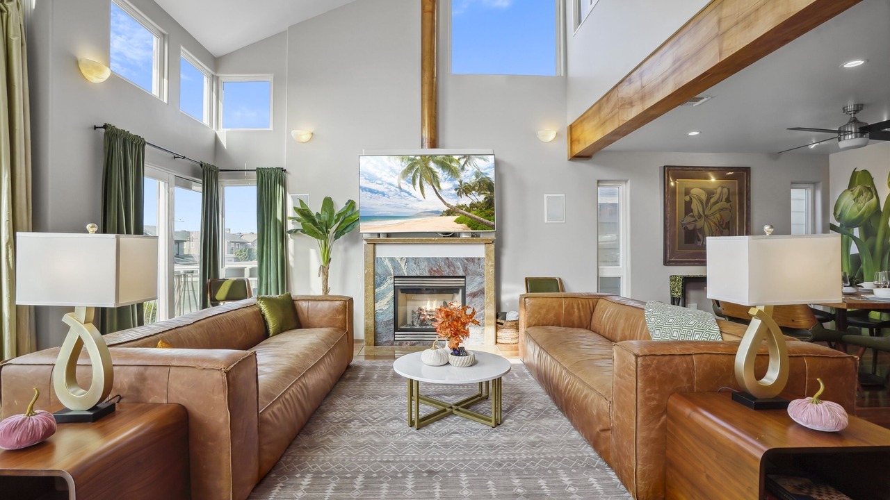 Photo of Livingroom in Silver Strand