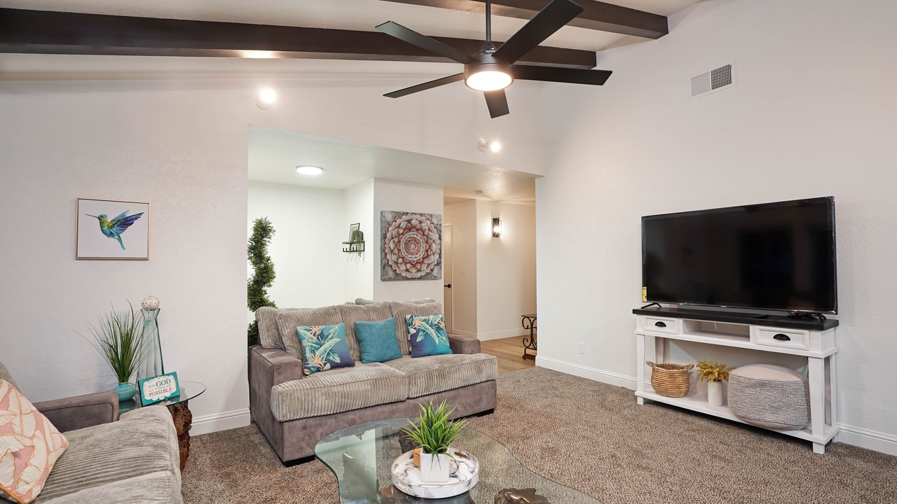 Photo of Livingroom in Visalia