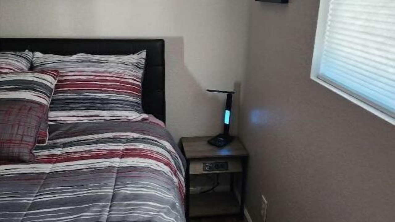 Photo of Bedroom in Oroville East