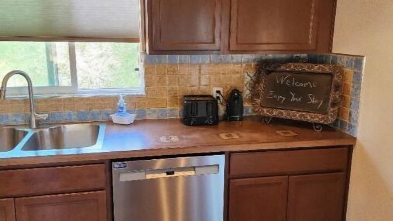 Photo of Kitchen in Oroville East