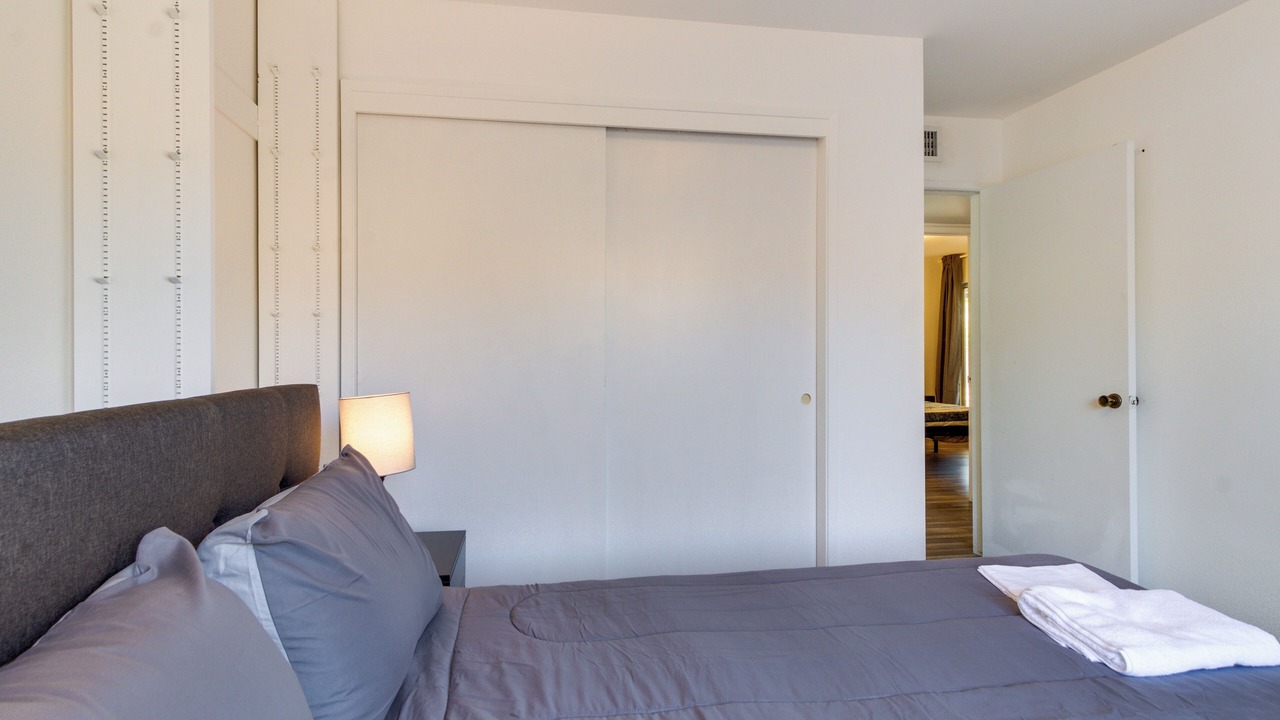 Photo of Bedroom in Ridgecrest