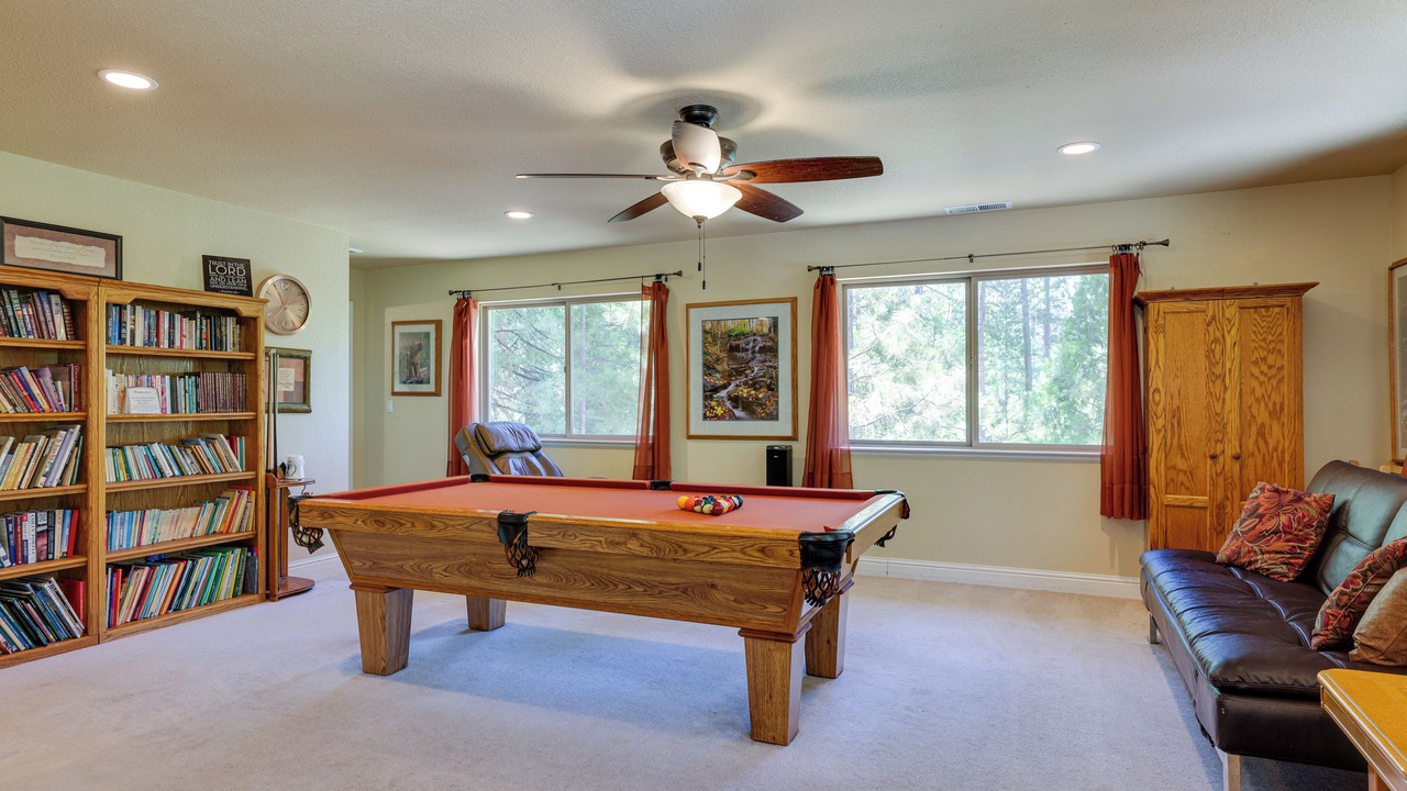 Photo of Bedroom in Groveland