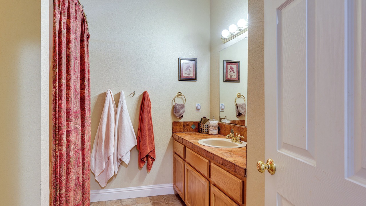 Photo of Bathroom in Groveland