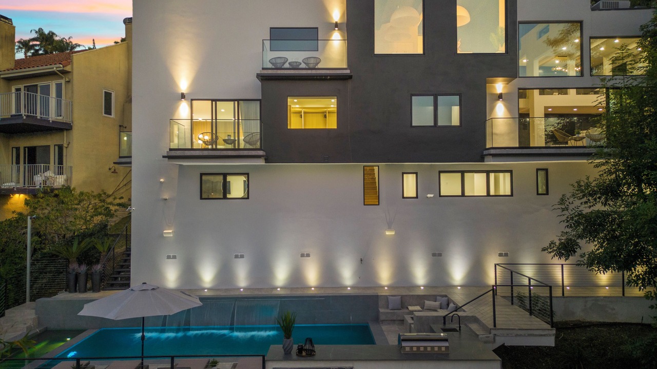 Photo of Outdoor in Hollywood Hills
