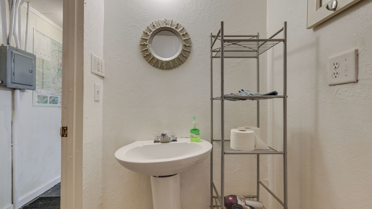 Photo of Bathroom in Cold Springs