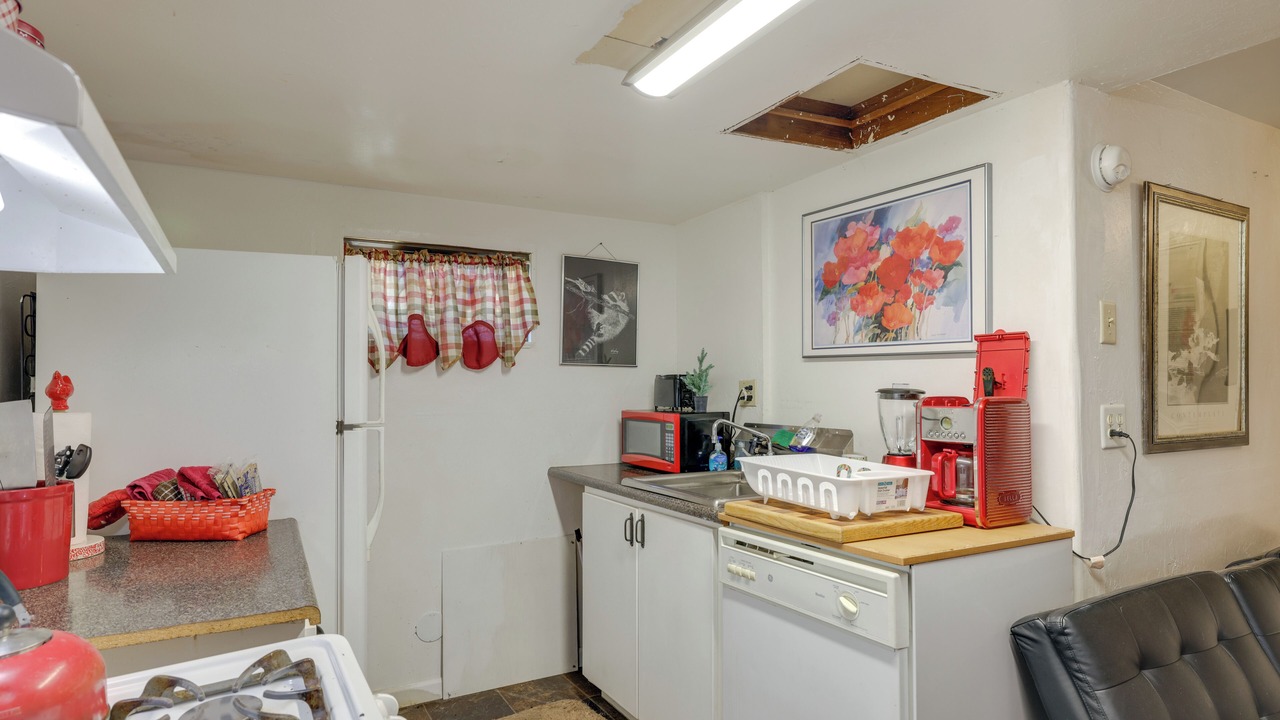Photo of Kitchen in Cold Springs