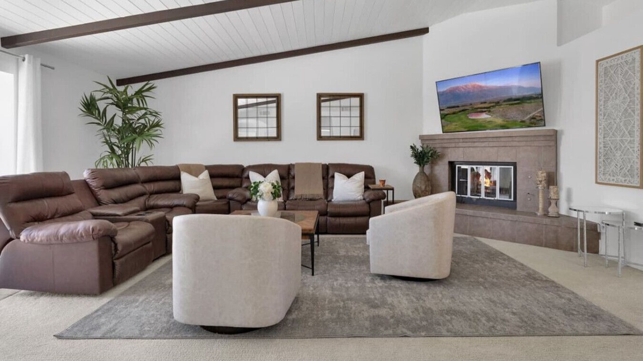 Photo of Livingroom in Bermuda Dunes