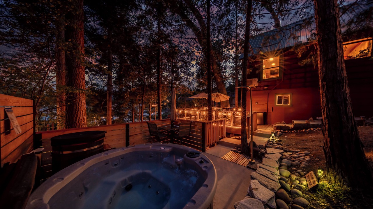 Photo of Patio Balcony in Bass Lake
