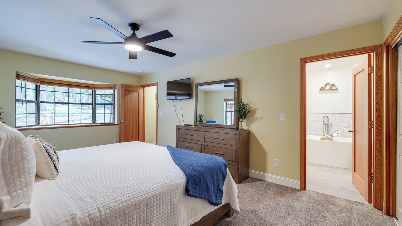 Photo of Bedroom in Sierra Village