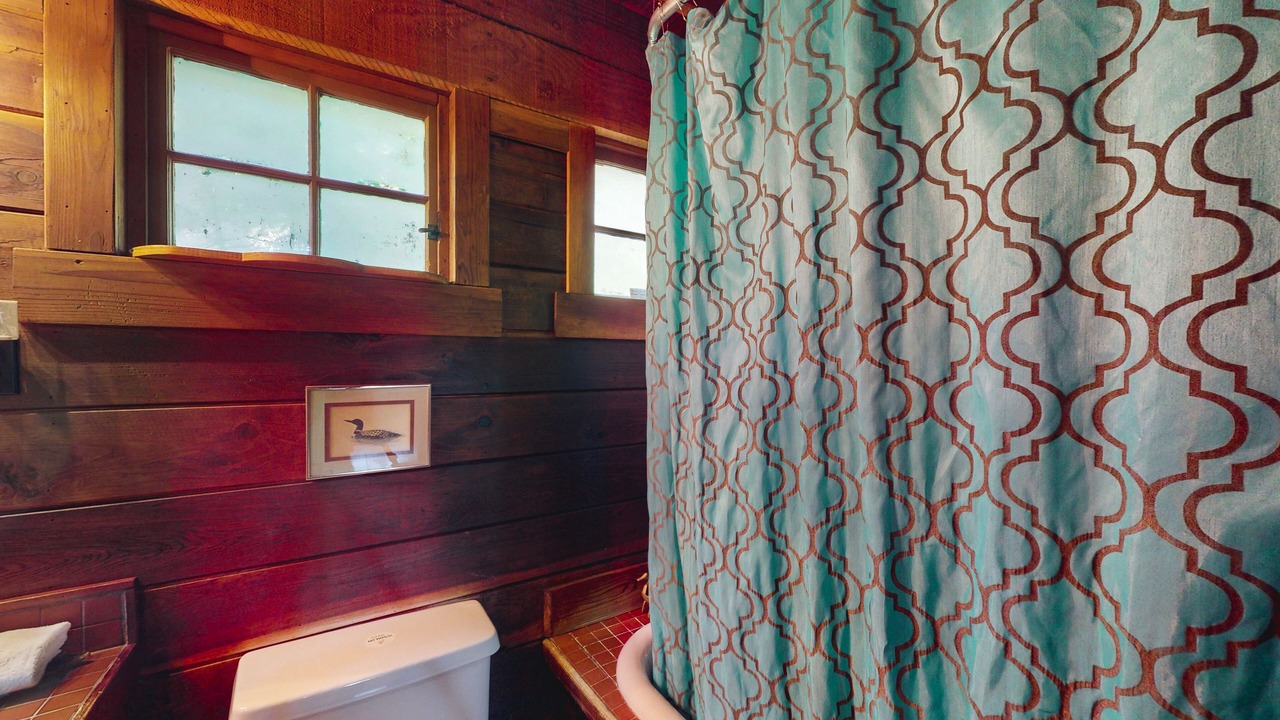 Photo of Bathroom in Cazadero