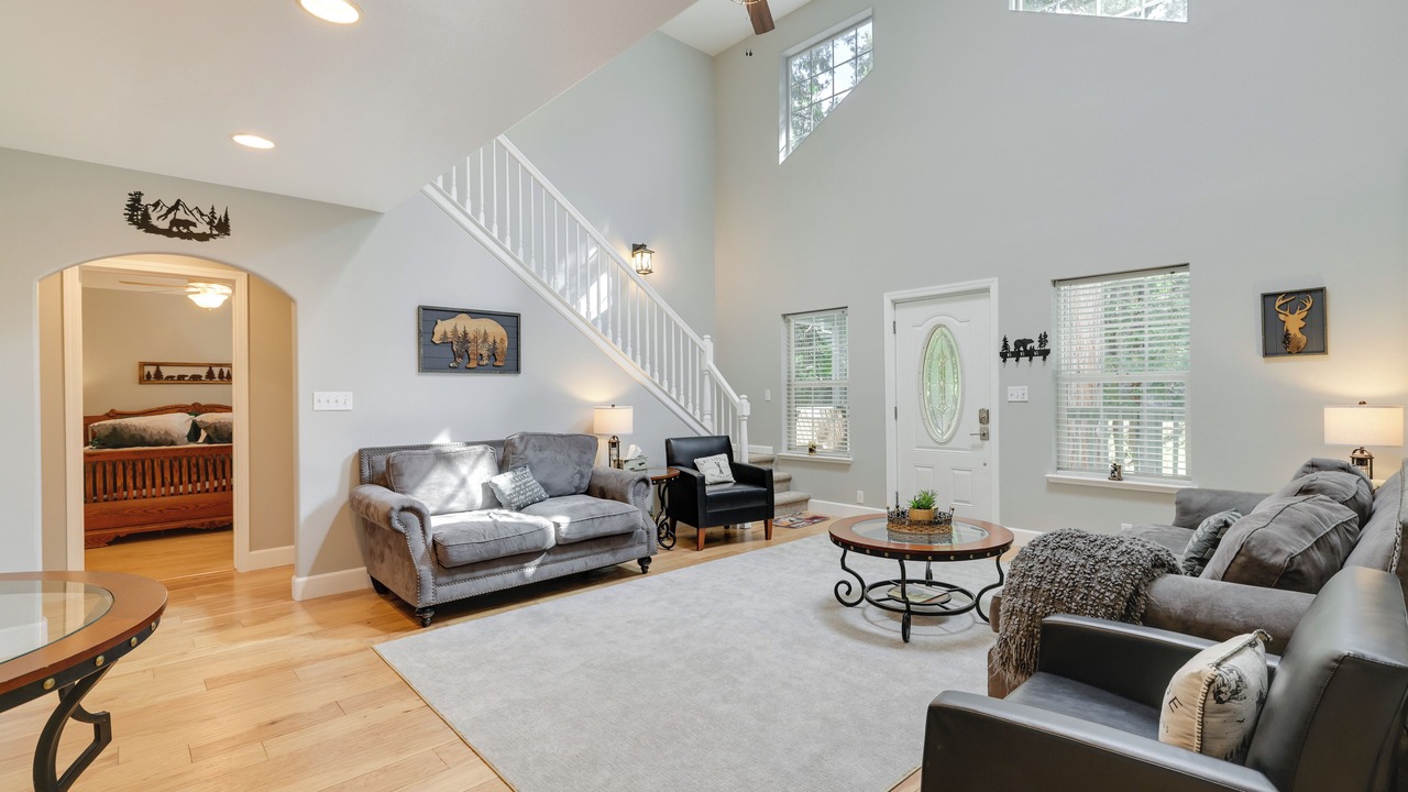 Photo of Livingroom in Twain Harte