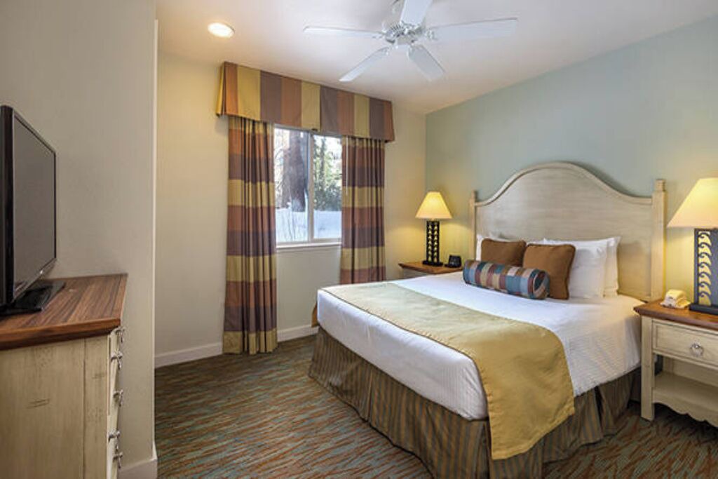 Photo of Bedroom in Round Hill Village