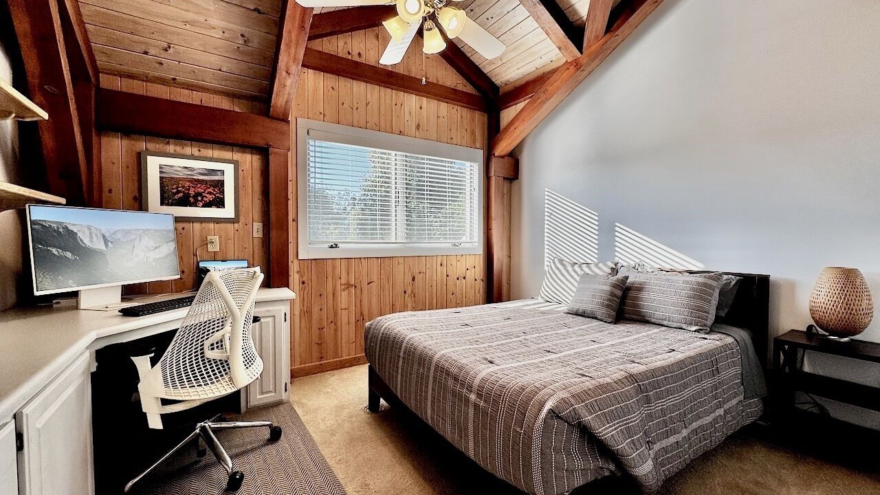 Photo of Bedroom in Mariposa