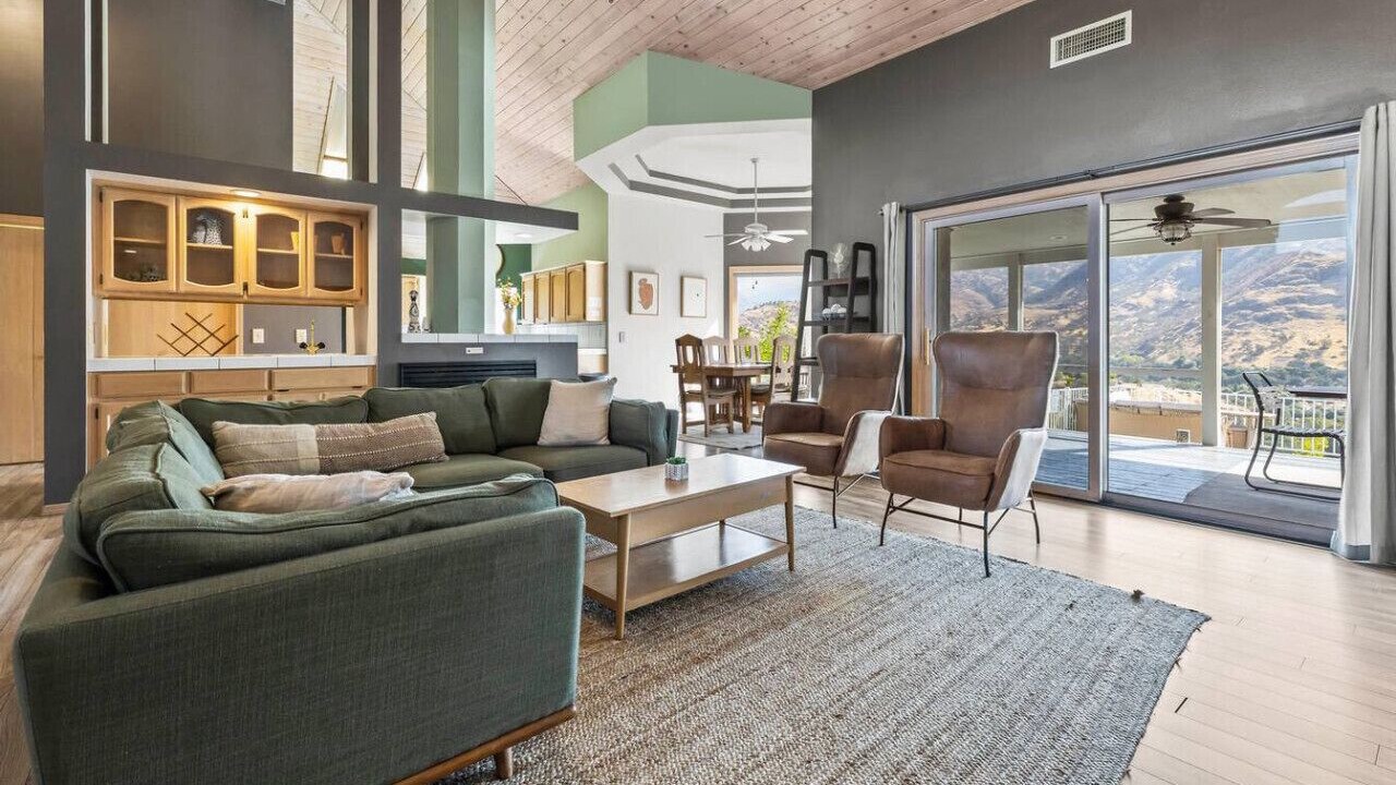 Photo of Livingroom in Three Rivers