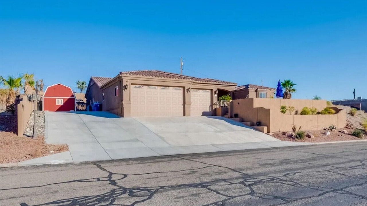 Photo of Bedroom in Lake Havasu City