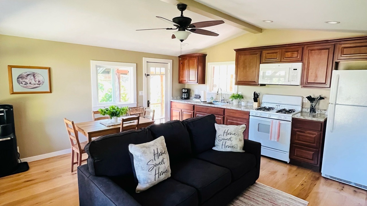 Photo of Livingroom in Napa