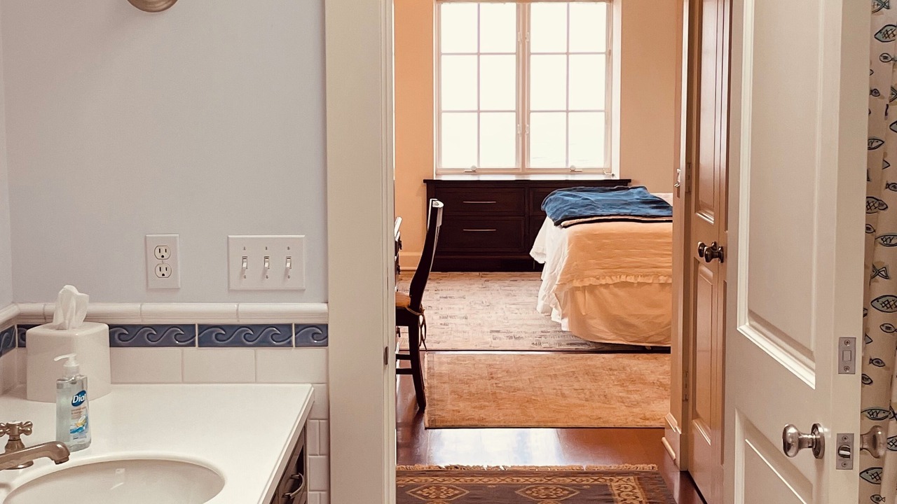 Photo of Bathroom in Toro Canyon