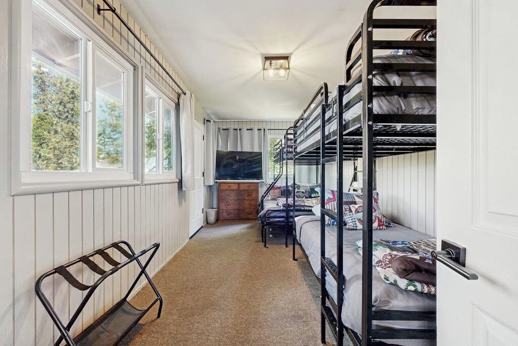 Photo of Bedroom in Bass Lake