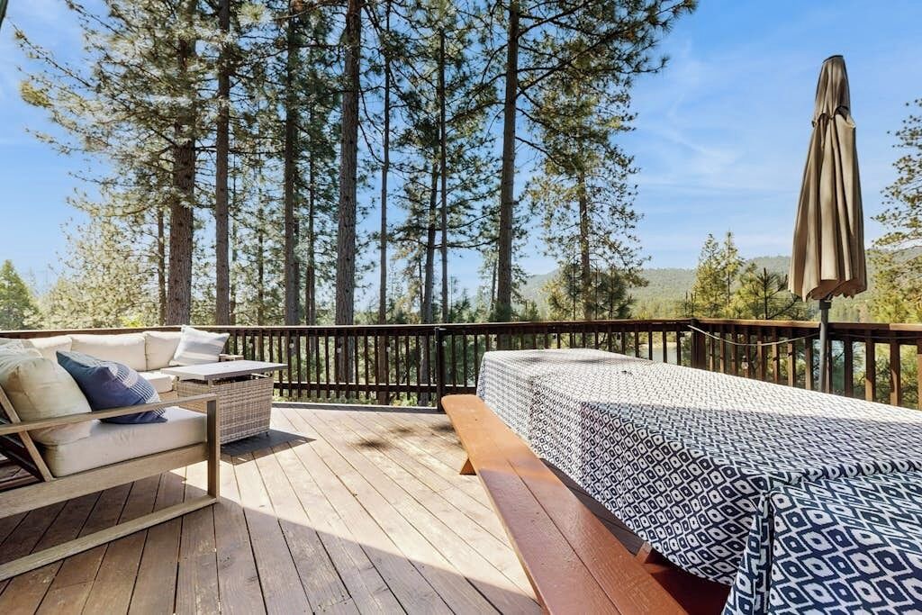 Photo of Outdoor in Bass Lake