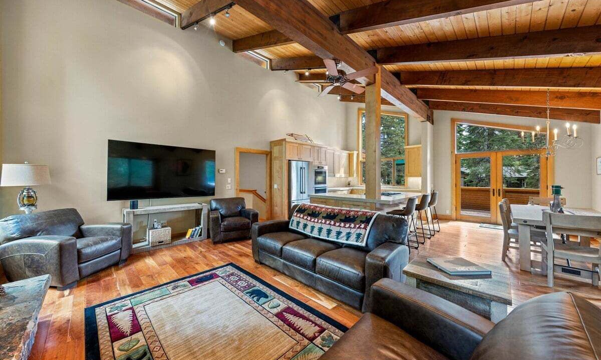 Photo of Livingroom in Lake Forest