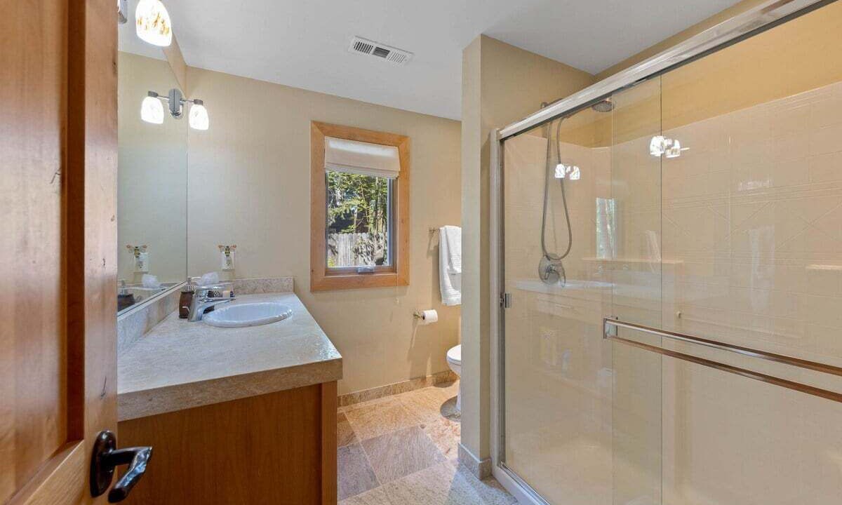 Photo of Bathroom in Lake Forest