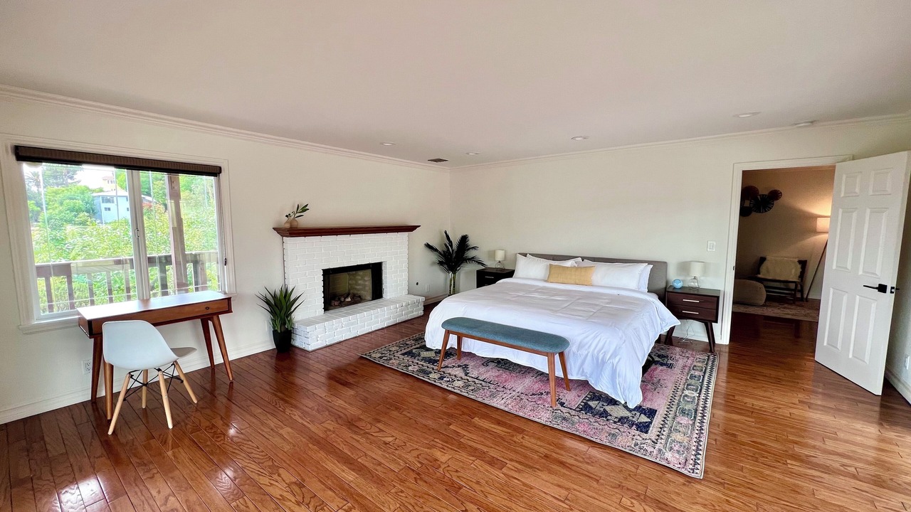 Photo of Livingroom in Los Feliz