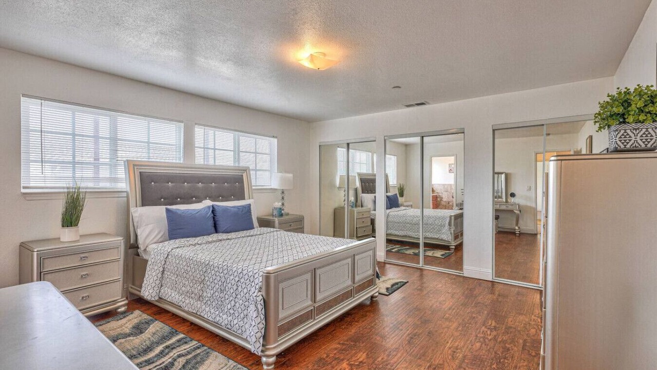 Photo of Bedroom in Marina