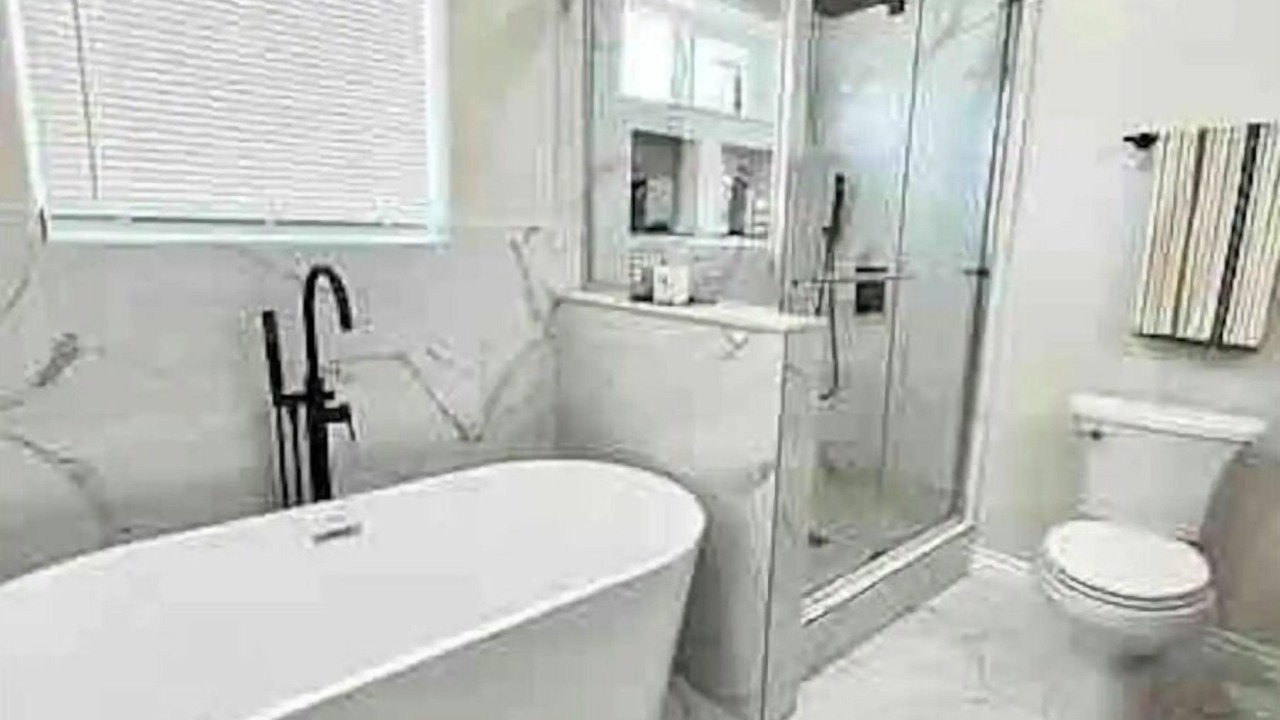 Photo of Bathroom in California City