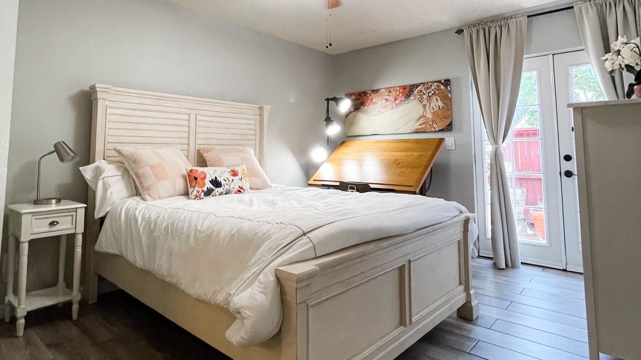 Photo of Bedroom in Davis