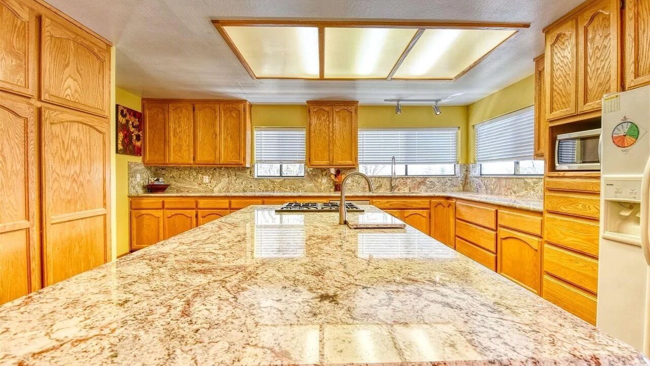Photo of Kitchen in Groveland