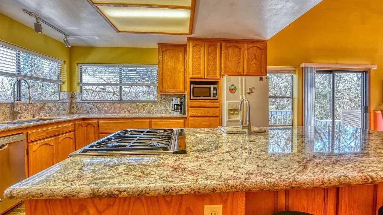 Photo of Kitchen in Groveland