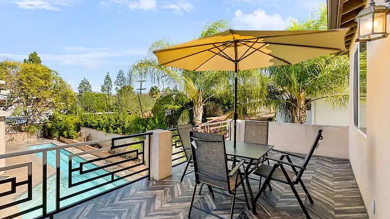 Photo of Outdoor in Granada Hills South