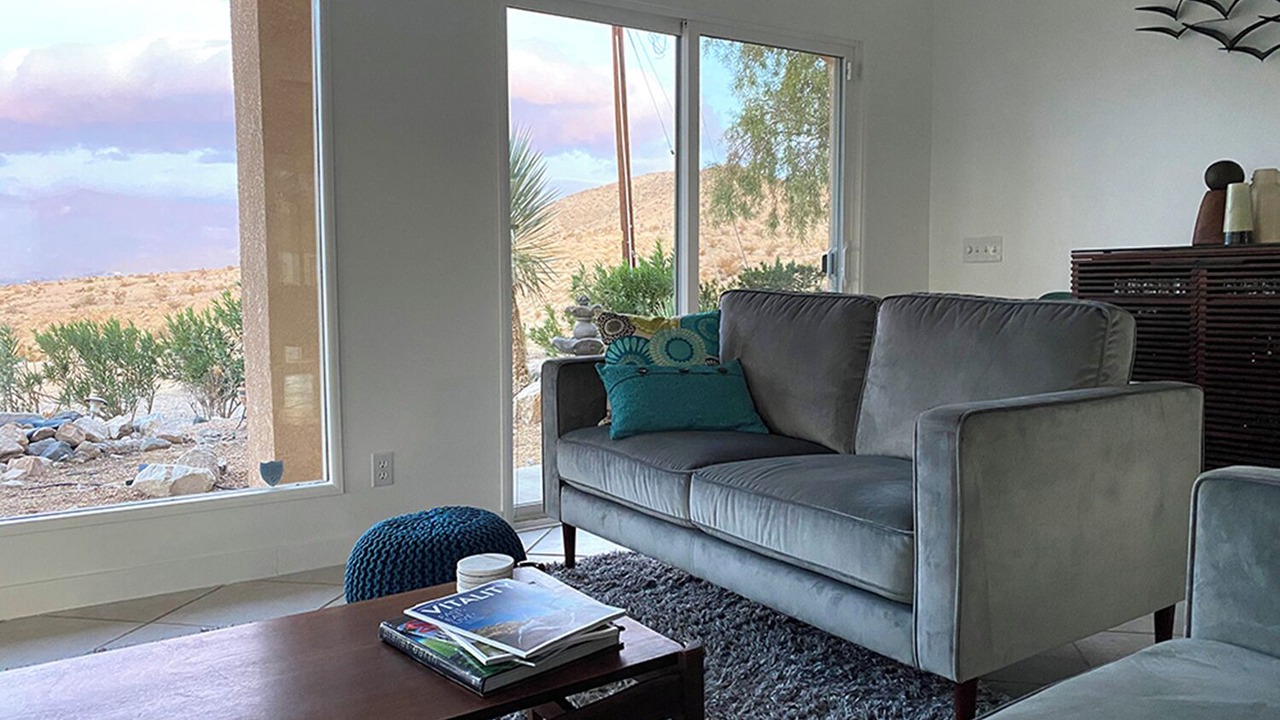 Photo of Livingroom in Desert Hot Springs