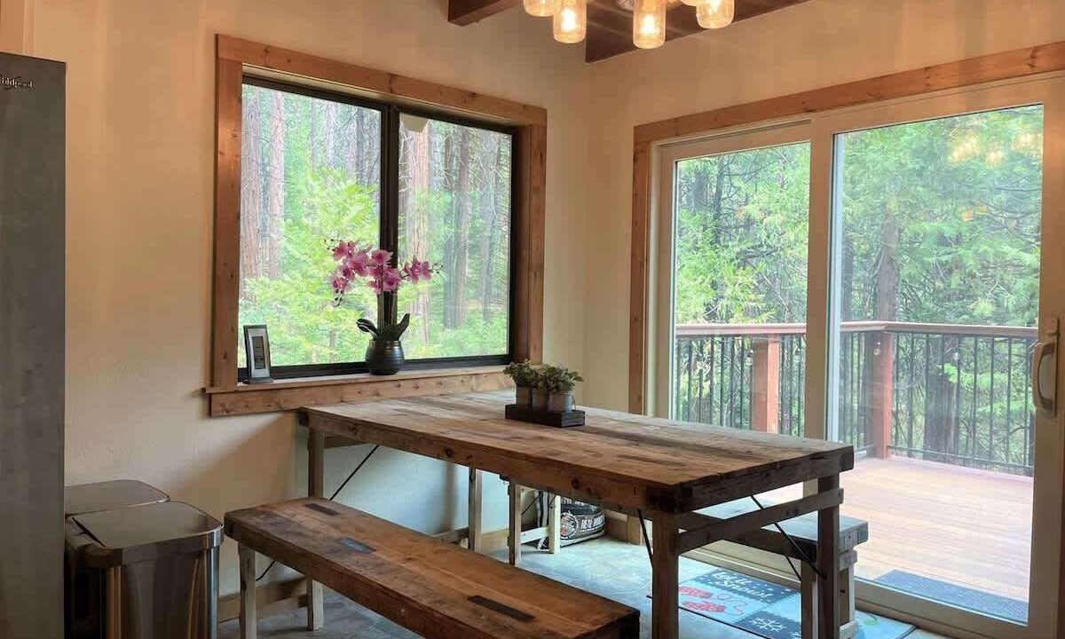 Photo of Livingroom in Cold Springs