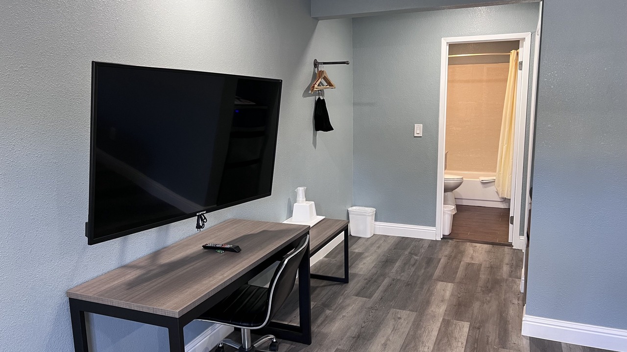 Photo of Bedroom in Westside Santa Cruz