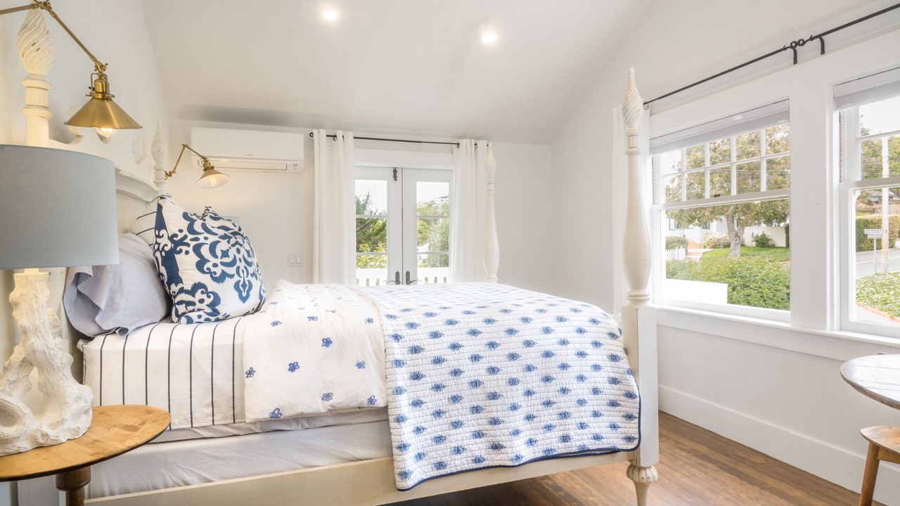 Photo of Bedroom in Alta Mesa