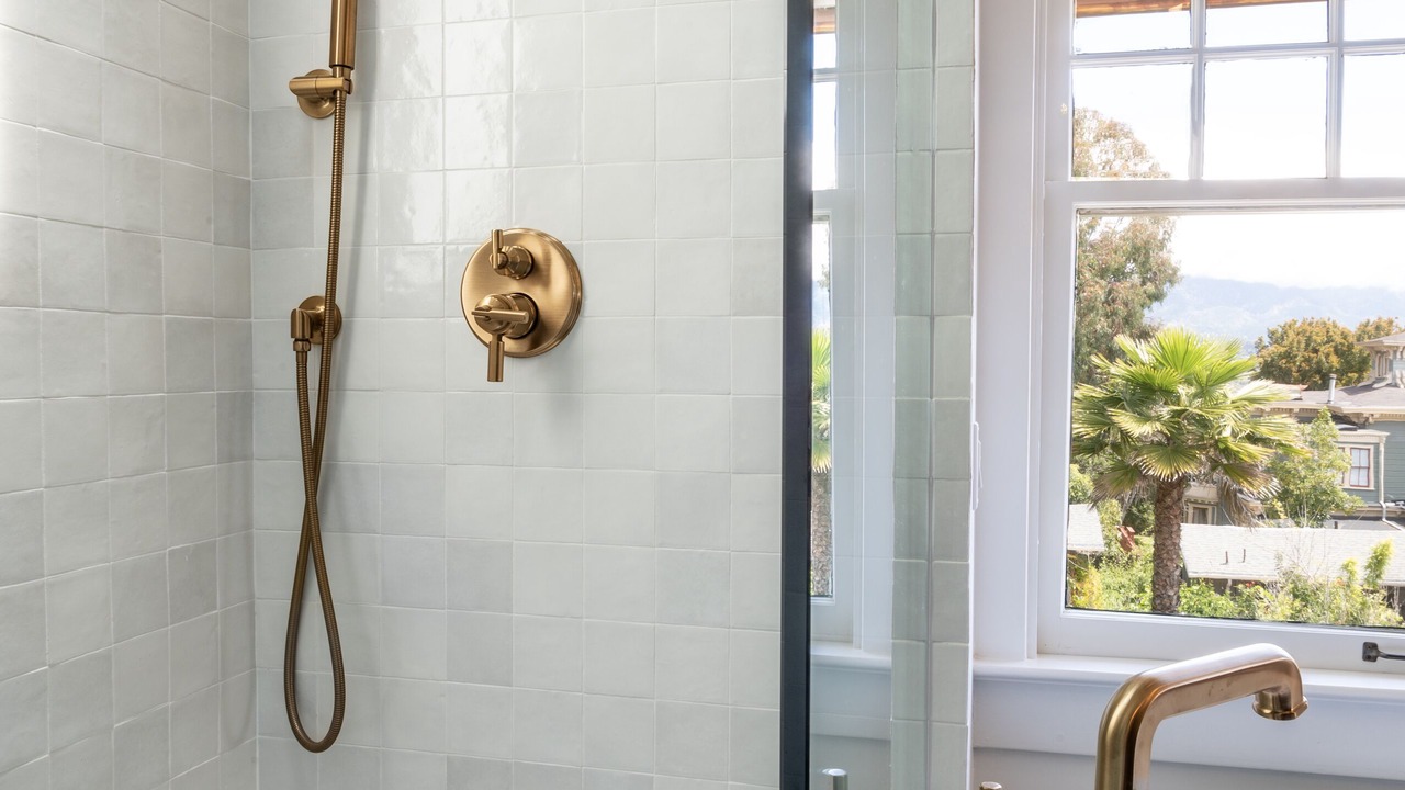 Photo of Bathroom in Alta Mesa