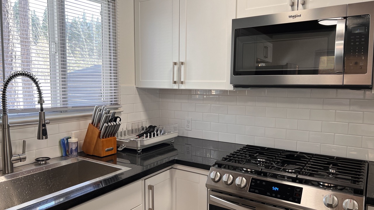 Photo of Kitchen in North Upper Truckee
