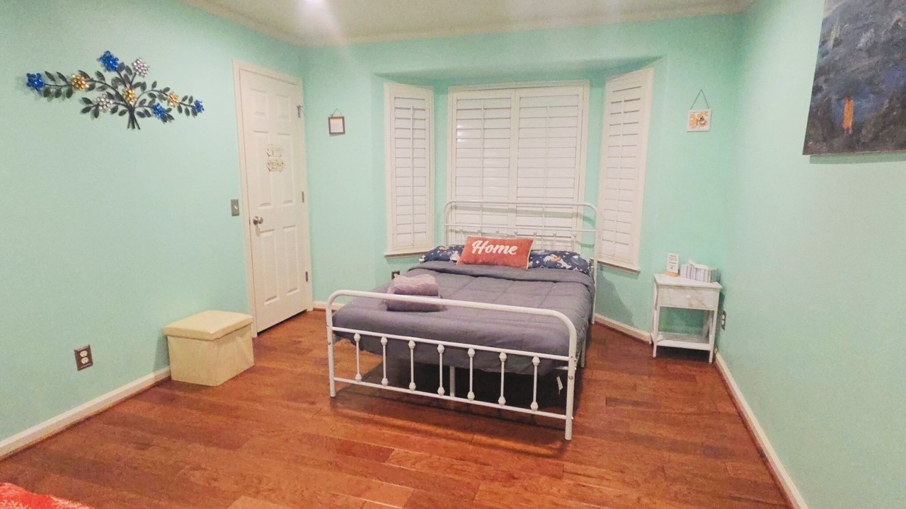 Photo of Bedroom in Coarsegold