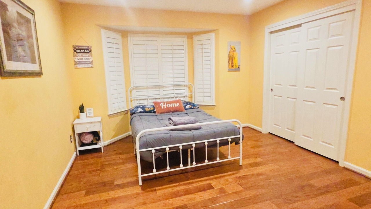 Photo of Bedroom in Coarsegold