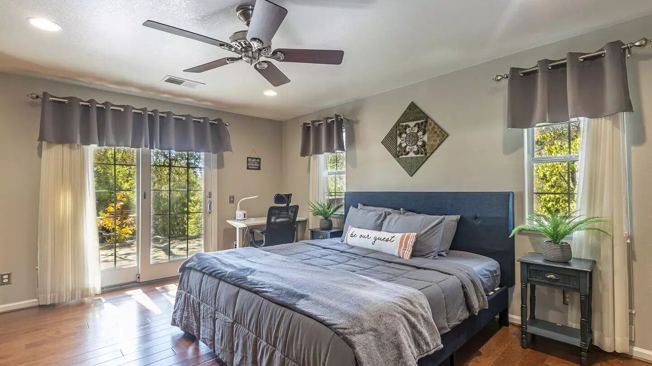 Photo of Bedroom in Coarsegold