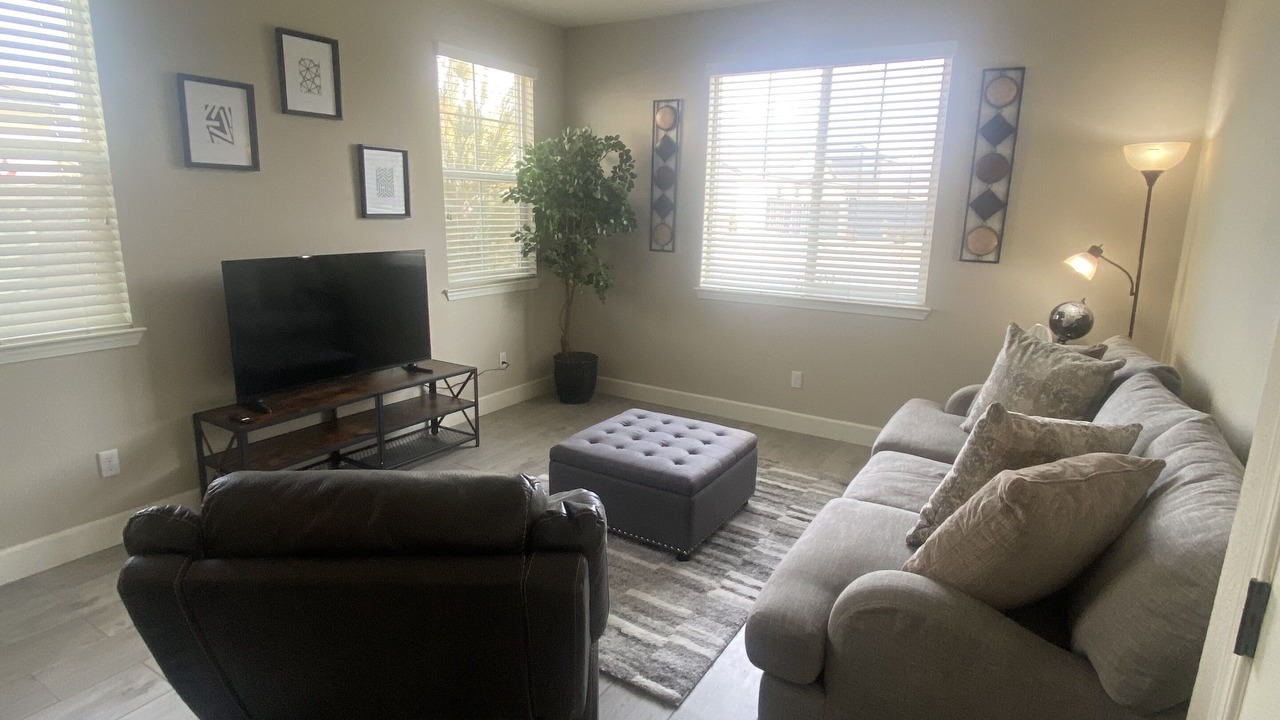 Photo of Livingroom in Sparks