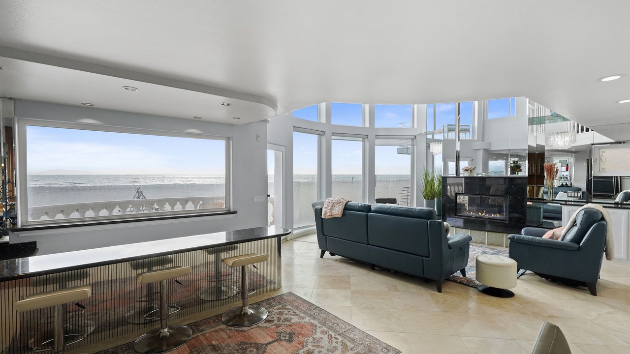 Photo of Bedroom in Hollywood Beach