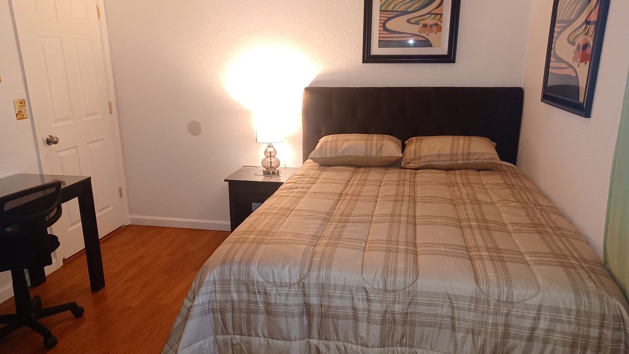 Photo of Bedroom in Lodi