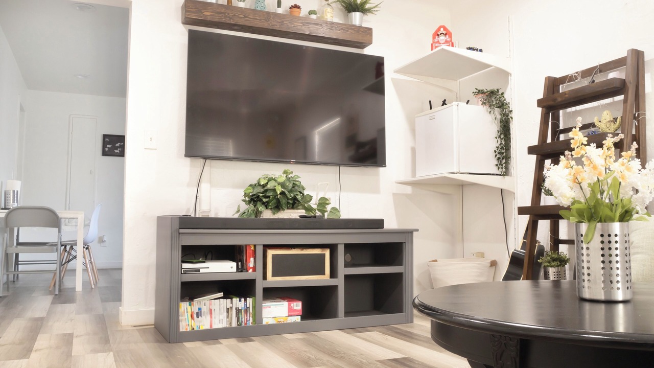 Photo of Livingroom in Tulare