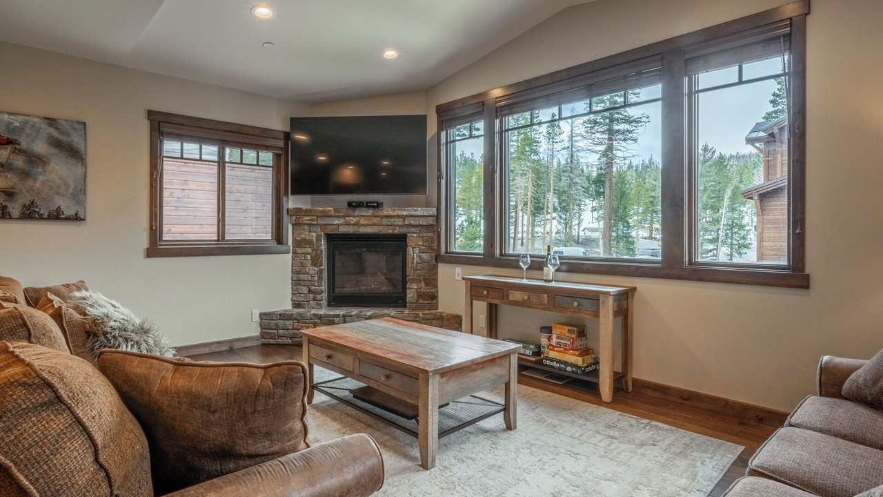 Photo of Livingroom in Mammoth Lakes