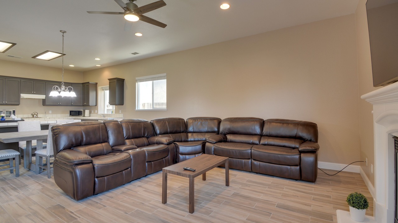 Photo of Livingroom in Livingston